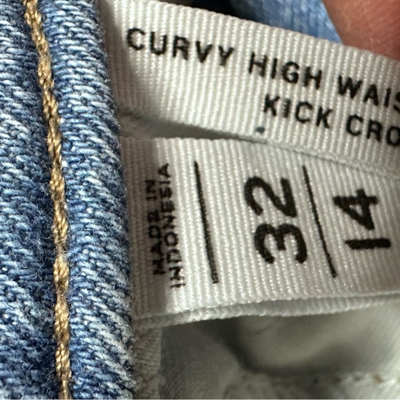 LOFT CURVY HIGH WAIST KICK CROP Blue denim jeans women’s size 32/14 - Picture 14 of 15